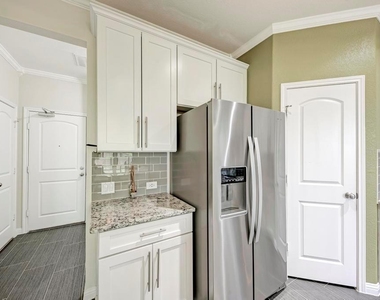 10617 Portico Ln - Photo Thumbnail 11