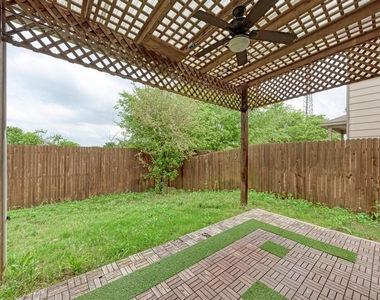 10617 Portico Ln - Photo Thumbnail 25