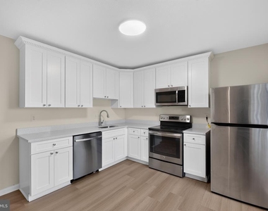 55 Oak Crest Court - Photo Thumbnail 4