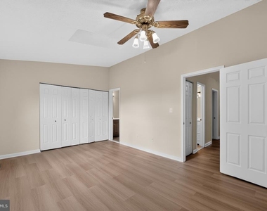 55 Oak Crest Court - Photo Thumbnail 20