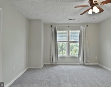 114 Paden Court - Photo Thumbnail 10