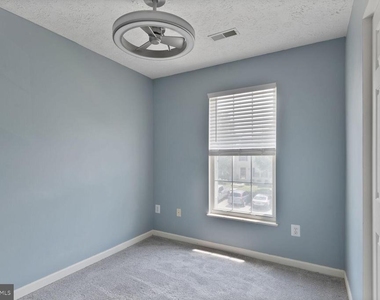 114 Paden Court - Photo Thumbnail 15