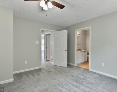 114 Paden Court - Photo Thumbnail 11