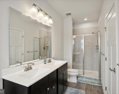 6070 Fallfish Court - Photo Thumbnail 19