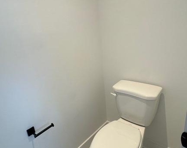 1817 Shookstown Road - Photo Thumbnail 19