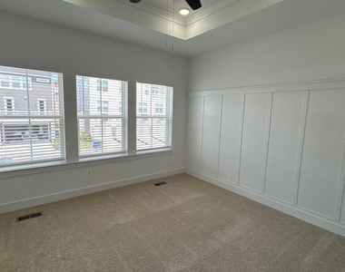 1817 Shookstown Road - Photo Thumbnail 15