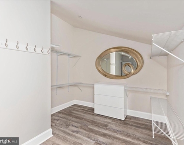 3838 Fulham Road - Photo Thumbnail 22