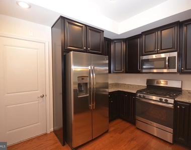 5942 Leben Drive - Photo Thumbnail 5