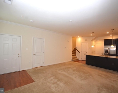 5942 Leben Drive - Photo Thumbnail 7