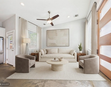 6204 Langham St - Photo Thumbnail 2
