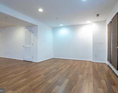 9314 Penrose Street - Photo Thumbnail 29