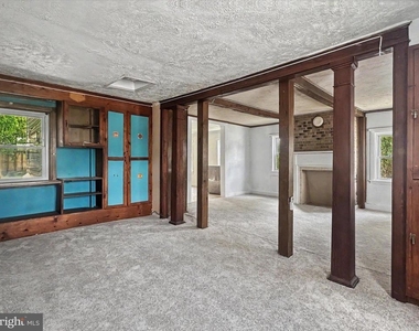5949 Conover Road - Photo Thumbnail 4