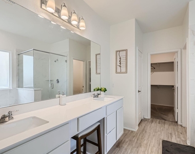 2110 Goji Ln - Photo Thumbnail 14