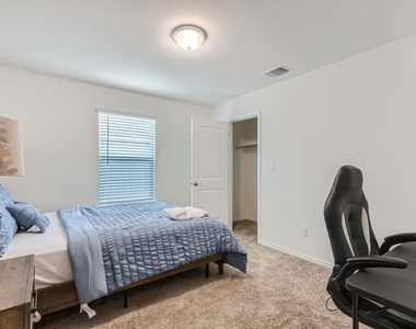 2110 Goji Ln - Photo Thumbnail 21
