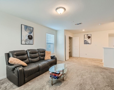 2110 Goji Ln - Photo Thumbnail 17