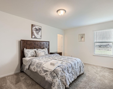2110 Goji Ln - Photo Thumbnail 22
