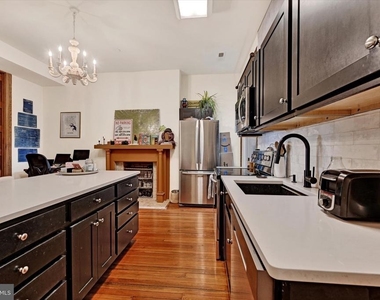 1625 Saint Paul Street - Photo Thumbnail 11