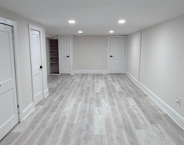 2807 Clifton Avenue - Photo Thumbnail 25
