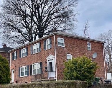 2914 Clearview Avenue - Photo Thumbnail 13