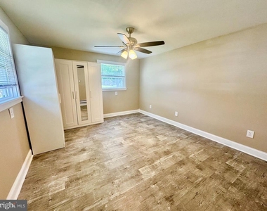 4740 Frederick Avenue - Photo Thumbnail 10