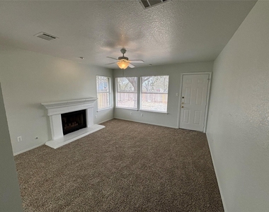 8616 Devine Ln - Photo Thumbnail 5