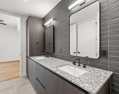 84 East Ave - Photo Thumbnail 4