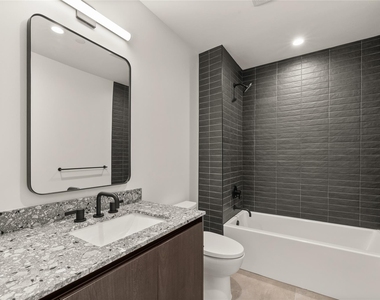 84 East Ave - Photo Thumbnail 6