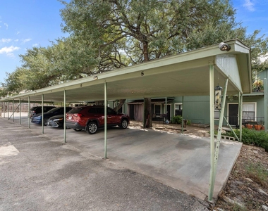 20802 Bonanza St - Photo Thumbnail 6