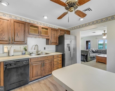 3440 S River Terrace - Photo Thumbnail 15
