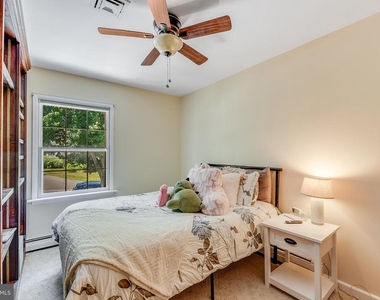 3440 S River Terrace - Photo Thumbnail 11