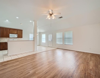 1508 Augusta Bend Dr - Photo Thumbnail 3