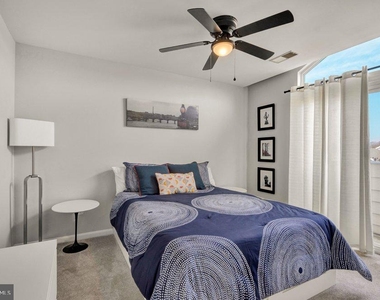 297 Lakeside Drive - Photo Thumbnail 15