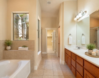 210 Rivulet Ln - Photo Thumbnail 13