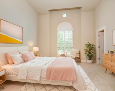 210 Rivulet Ln - Photo Thumbnail 17