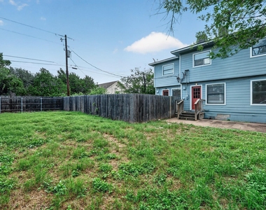 20600 Bonanza St - Photo Thumbnail 17