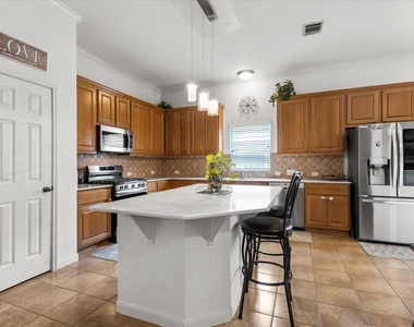 3512 Shellcastle Ln - Photo Thumbnail 7