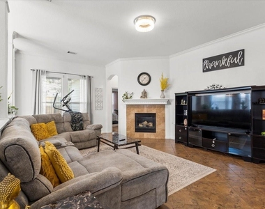 3512 Shellcastle Ln - Photo Thumbnail 13