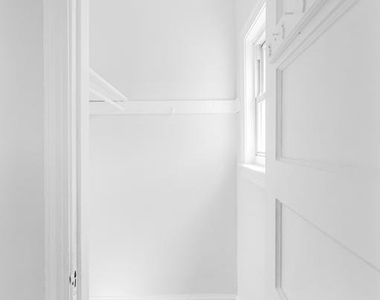 1508 V Street Se - Photo Thumbnail 11