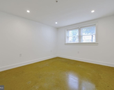 1239 Simms Place Ne - Photo Thumbnail 13