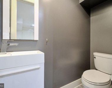 1239 Simms Place Ne - Photo Thumbnail 8