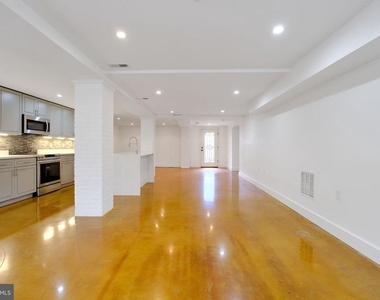 1239 Simms Place Ne - Photo Thumbnail 3