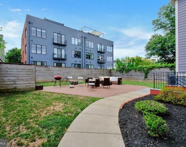 1239 Simms Place Ne - Photo Thumbnail 16