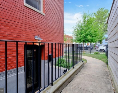 1239 Simms Place Ne - Photo Thumbnail 1