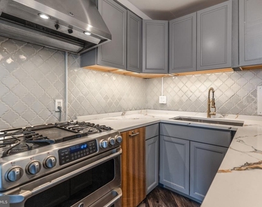 922 24th Street Nw - Photo Thumbnail 14