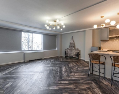 922 24th Street Nw - Photo Thumbnail 7