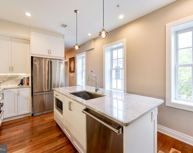 628 S Carolina Avenue Se - Photo Thumbnail 10