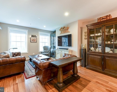 628 S Carolina Avenue Se - Photo Thumbnail 11
