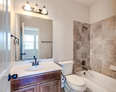 11300 Cherisse Dr - Photo Thumbnail 31