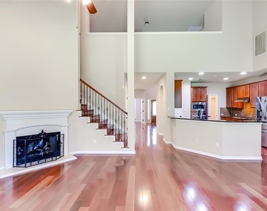 11300 Cherisse Dr - Photo Thumbnail 10