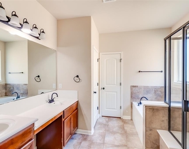 11300 Cherisse Dr - Photo Thumbnail 22